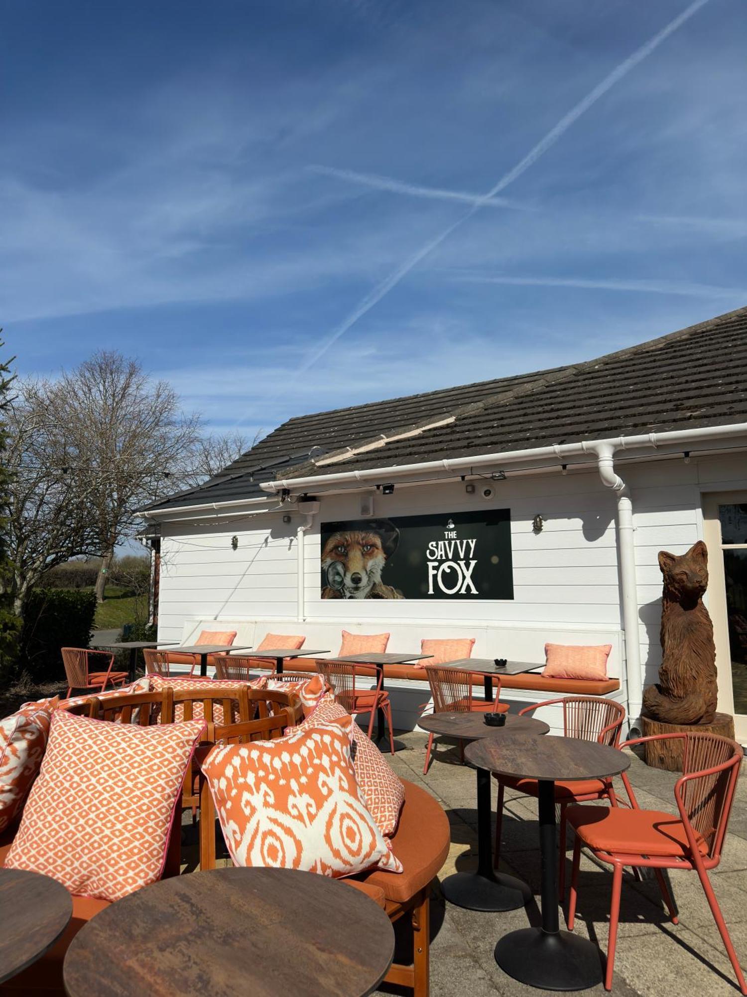 Holt Lodge Hotel Wrexham Buitenkant foto